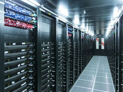 互联网浪潮下的新一代数据中心变革与数据维护服务